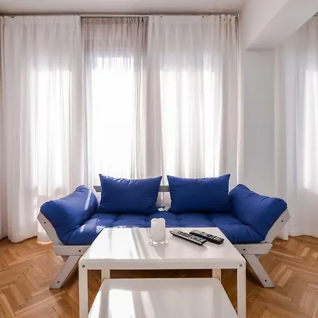 La Dolce Vita - Beautiful Studio On Gurgulyat Street Apartment Sofia