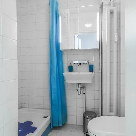 Apartment La Dolce Vita - Beautiful Studio On Gurgulyat Street