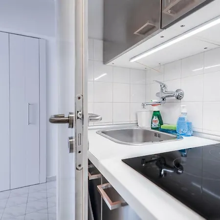 La Dolce Vita - Beautiful Studio On Gurgulyat Street *